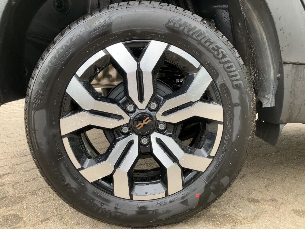 Dacia Duster Extreme TCe 150 - Samsaru's Car Outlet