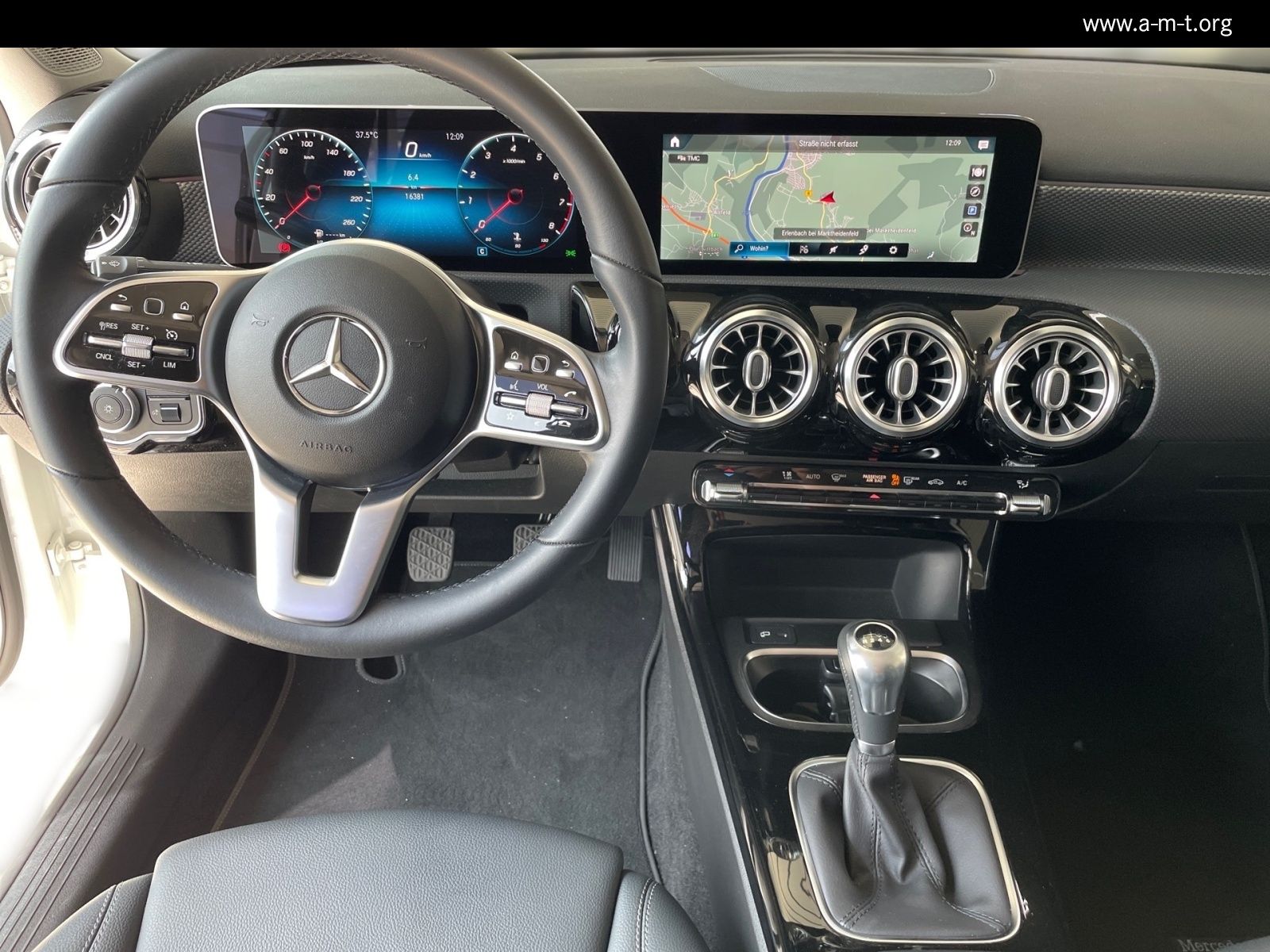 Mercedes-Benz A 180 Progressive - Samsaru's Car Outlet
