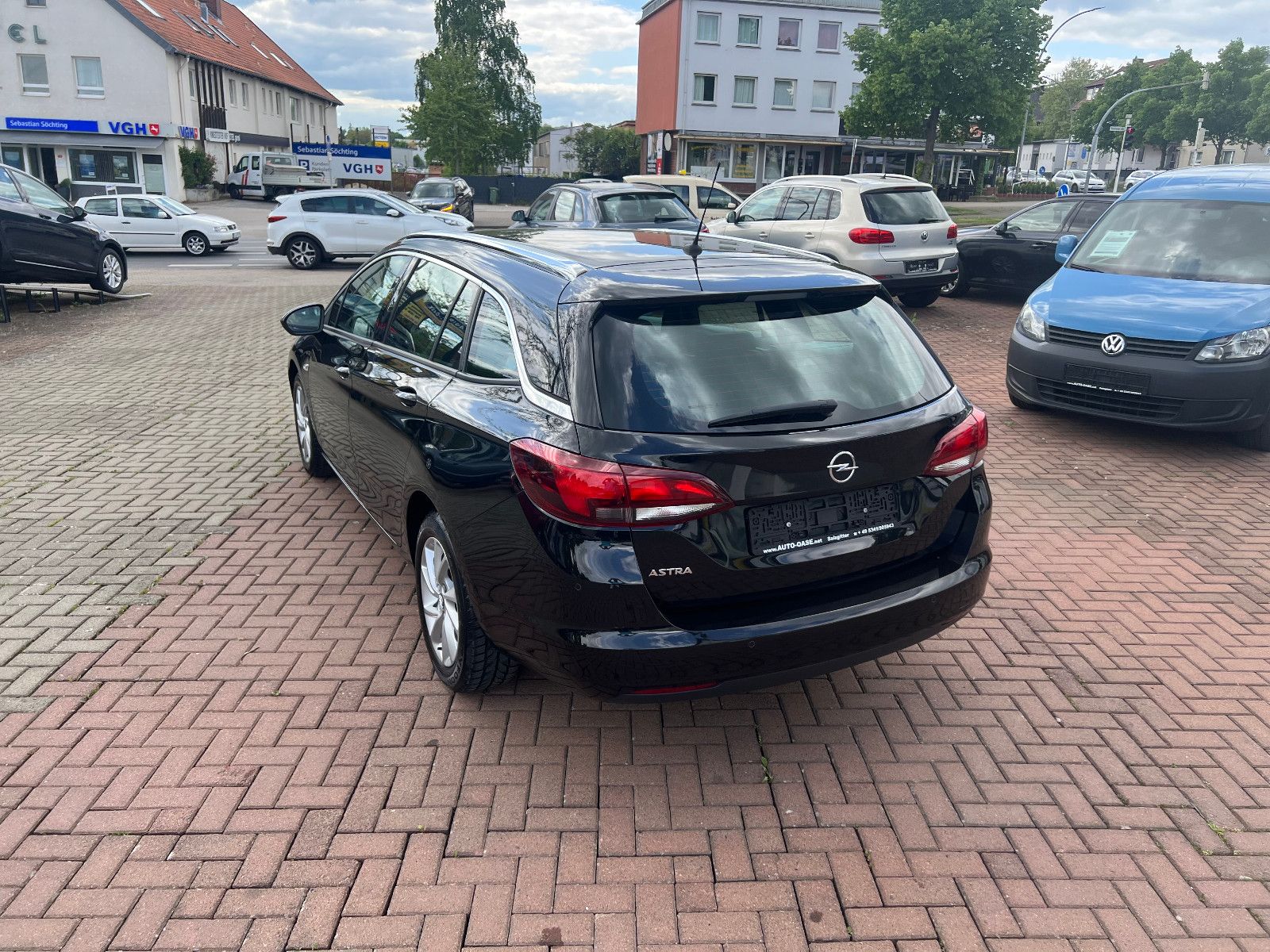Opel Astra K Sports Tourer Elegance - Samsaru's Car Outlet