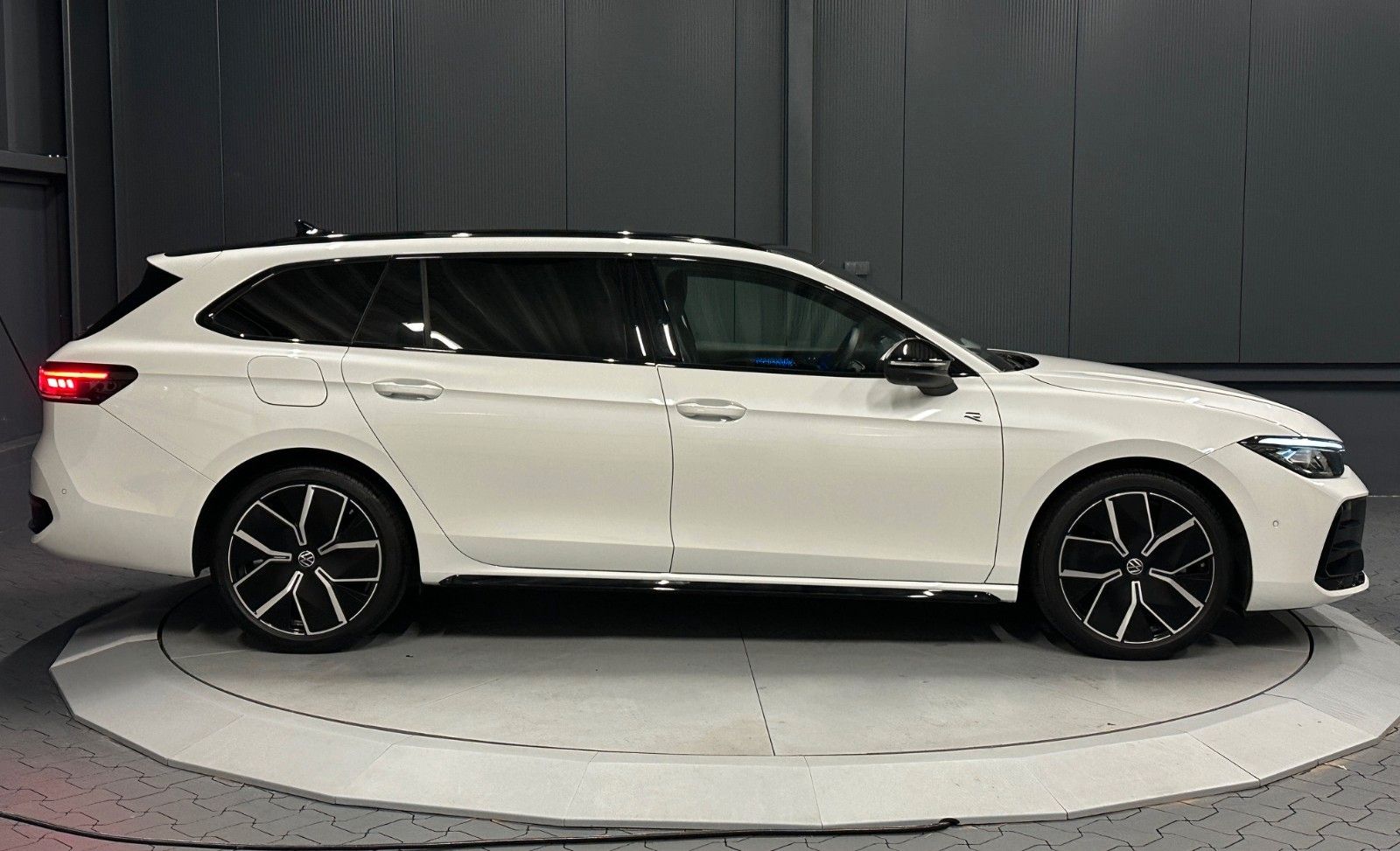 Volkswagen Passat Variant 142 kW 4Motion R-Line/Signature