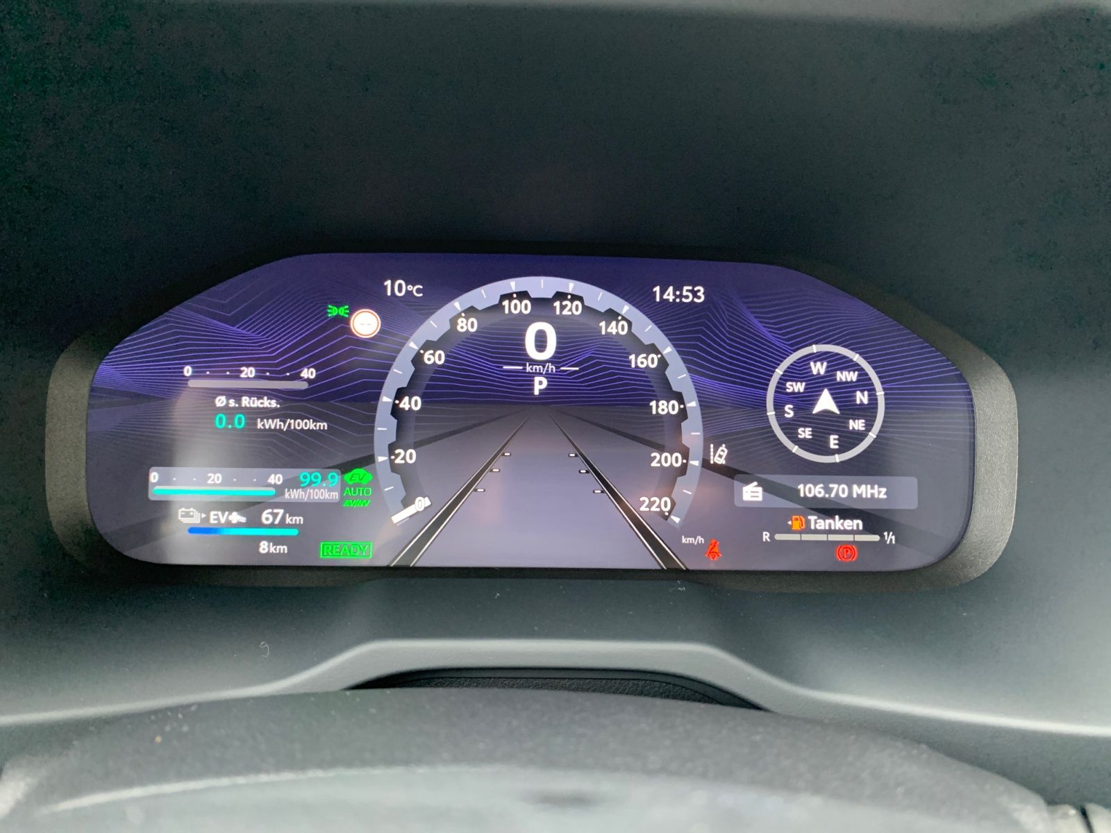 Toyota RAV4 Plug-in Hybrid Style - Samsaru's Car Outlet