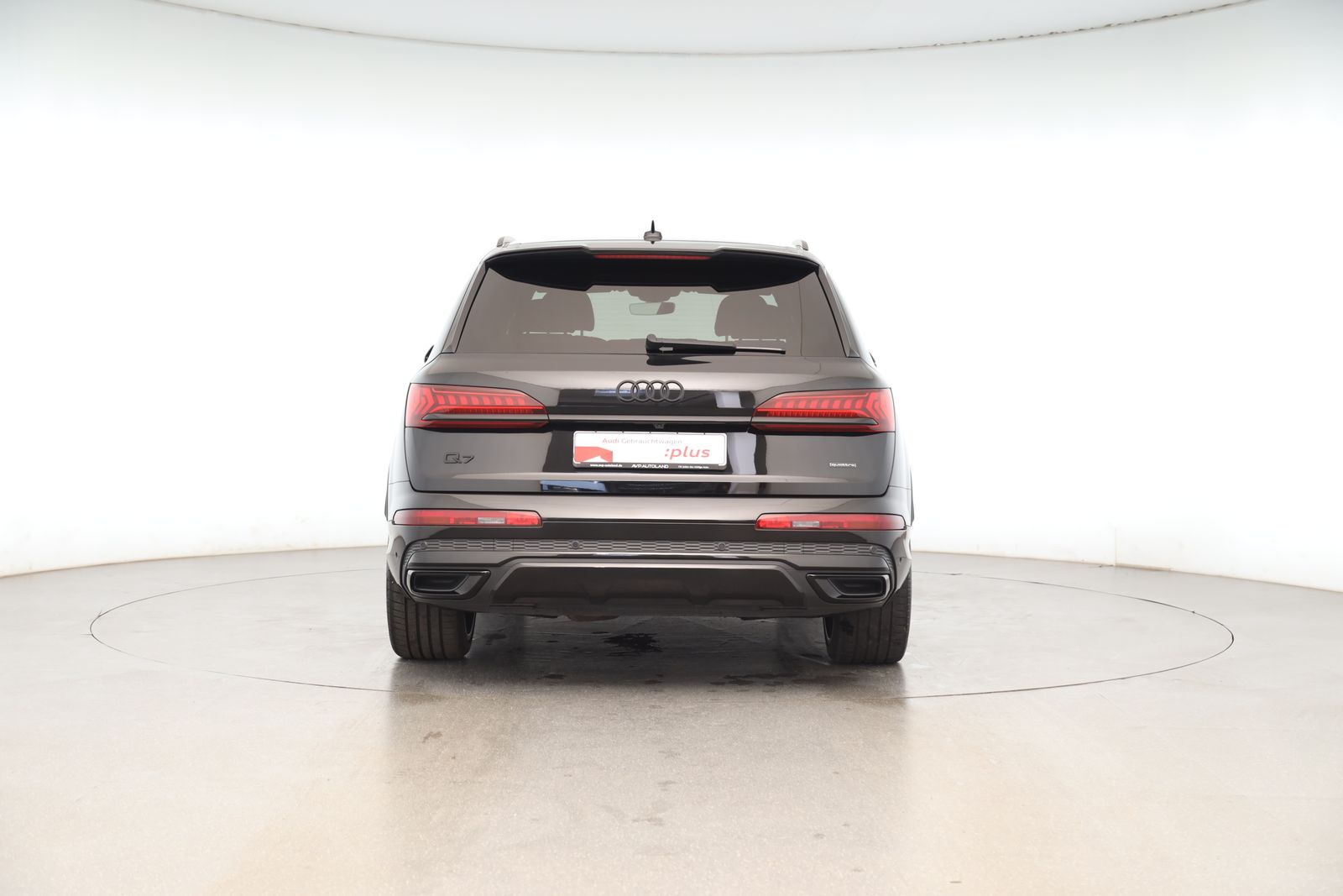 Audi Q7 45 TDI quattro S line competition plus AHK