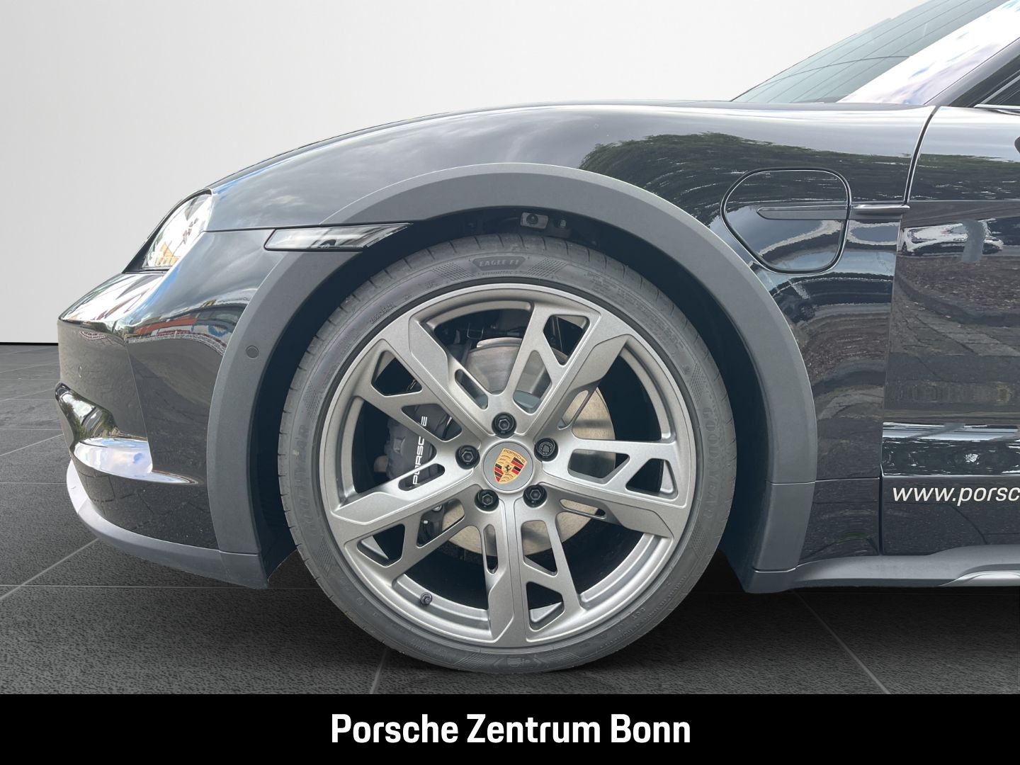 Porsche Taycan 4 Cross Turismo Surround-View LED-Matrix