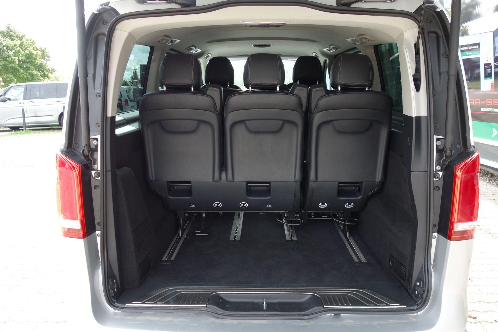 Mercedes-Benz V 300 d 4Mat Lang LED/MBUX/LEDER/eHECKTÜR/2xsTÜR