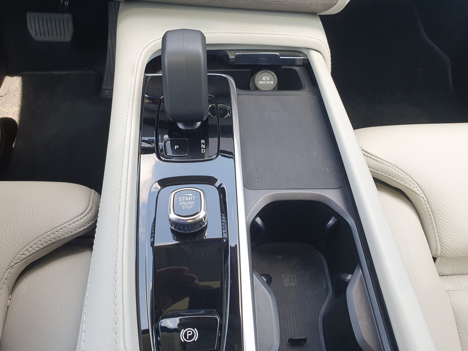 Volvo XC90 B5 AWD Ultimate Bright |PANO|LED|AHK|360°