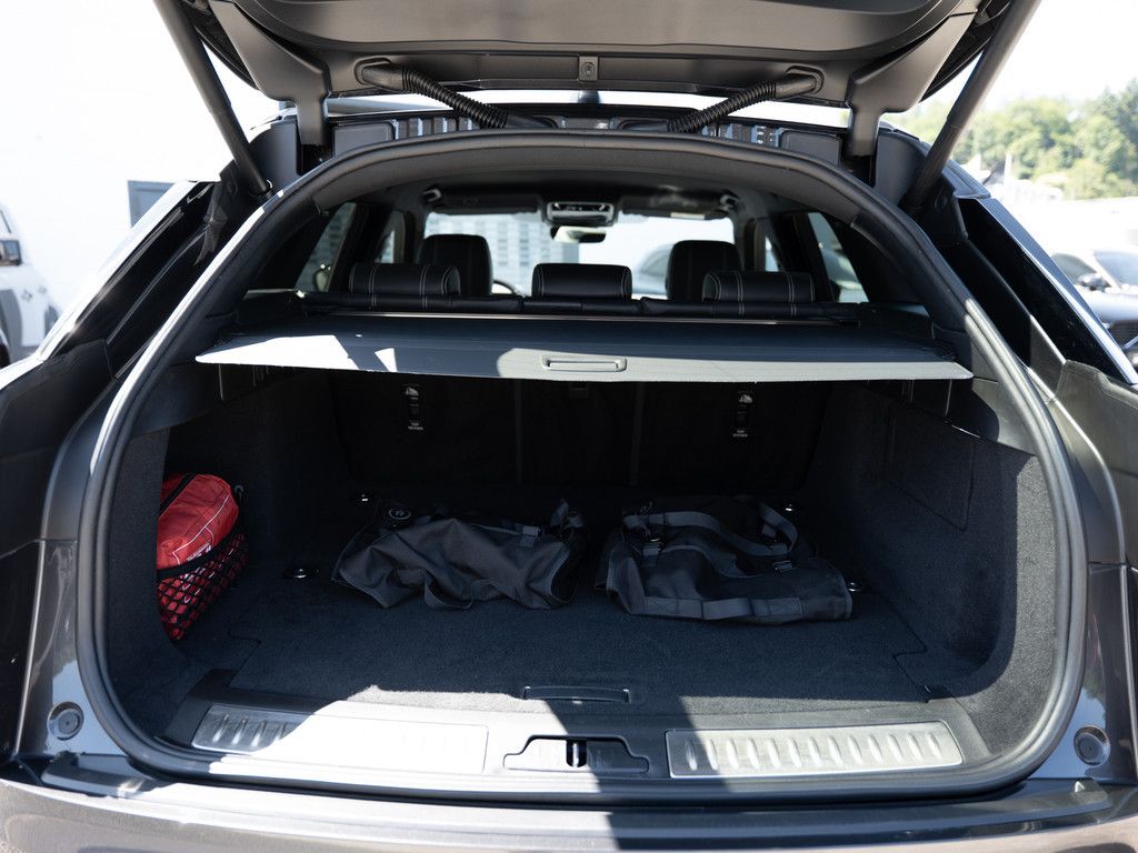 Range Rover Velar P400e S - Samsaru's Car Outlet