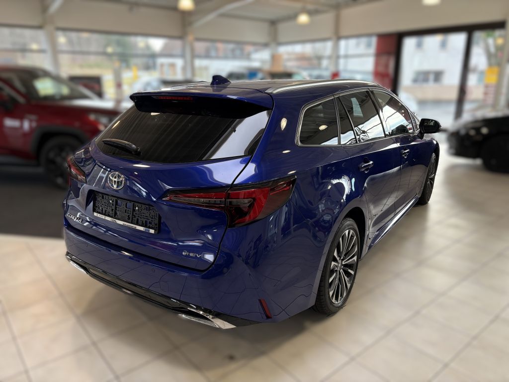 Toyota Corolla 2.0 Hybrid Touring Sports Team Deutschla