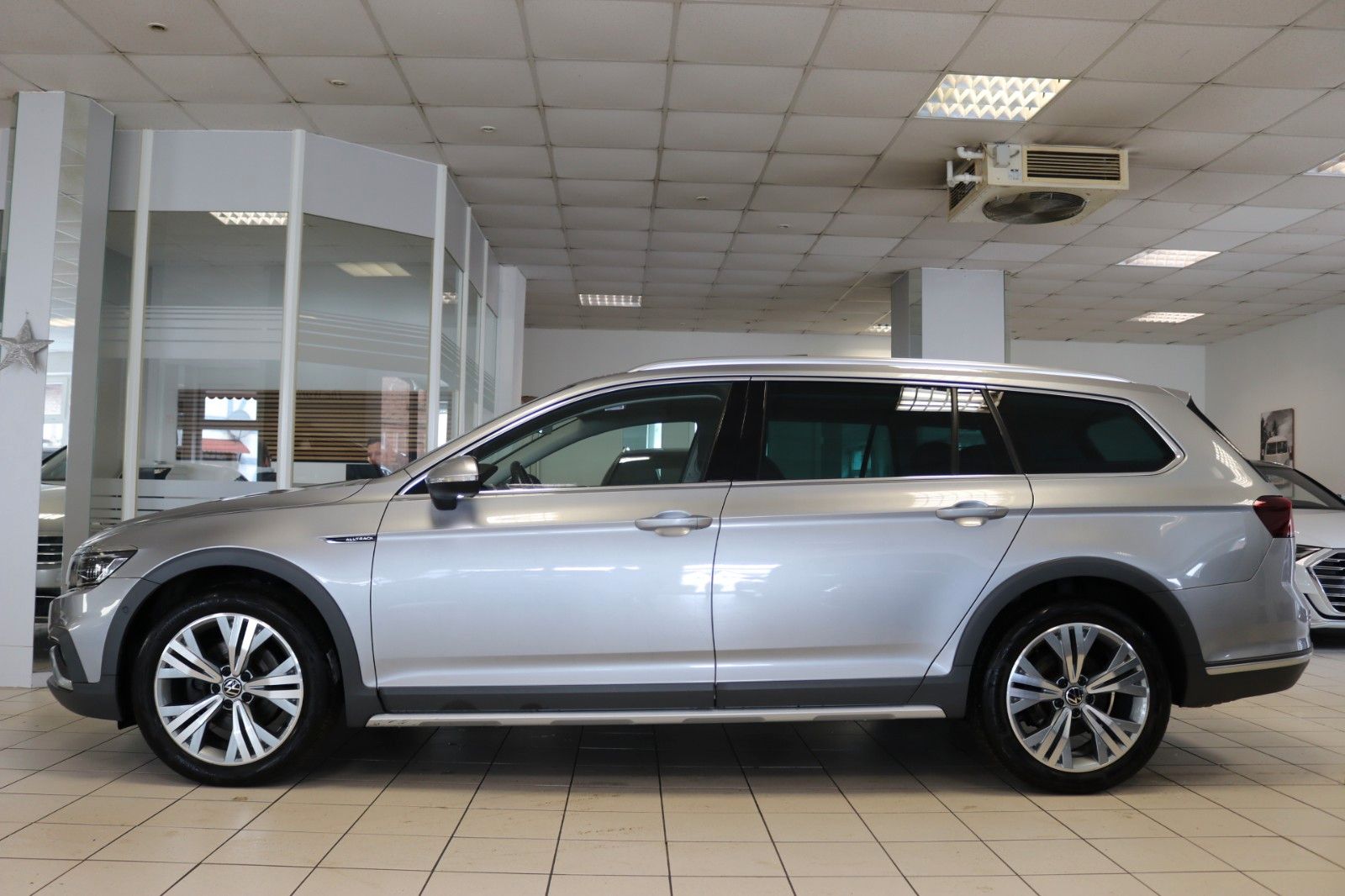 Volkswagen Passat Alltrack 4M AHK Pano STHZ Memory Matrix