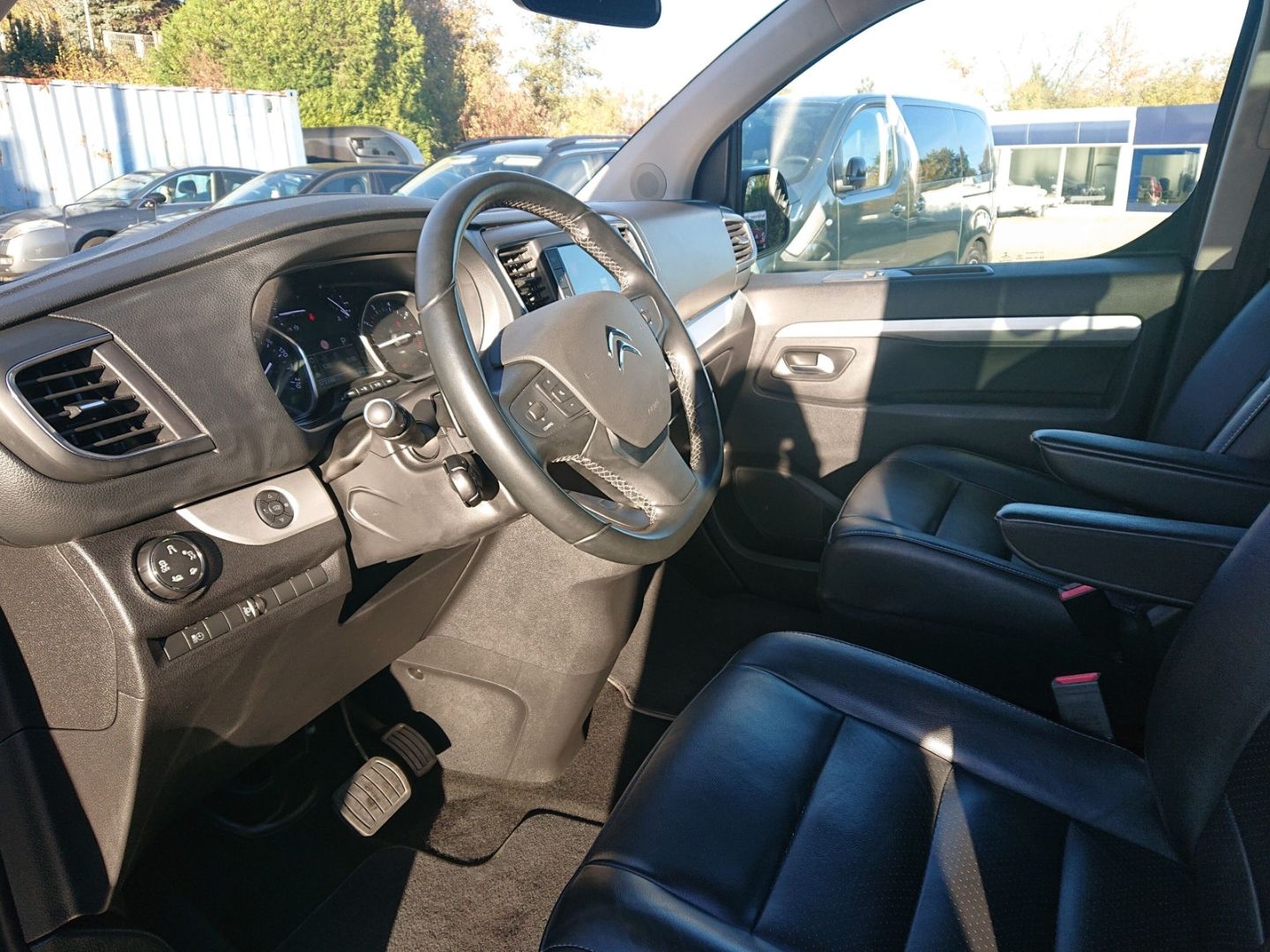 Citroën Spacetourer M BlueHDi 180 EAT8 Shine 8-Sitzer AH