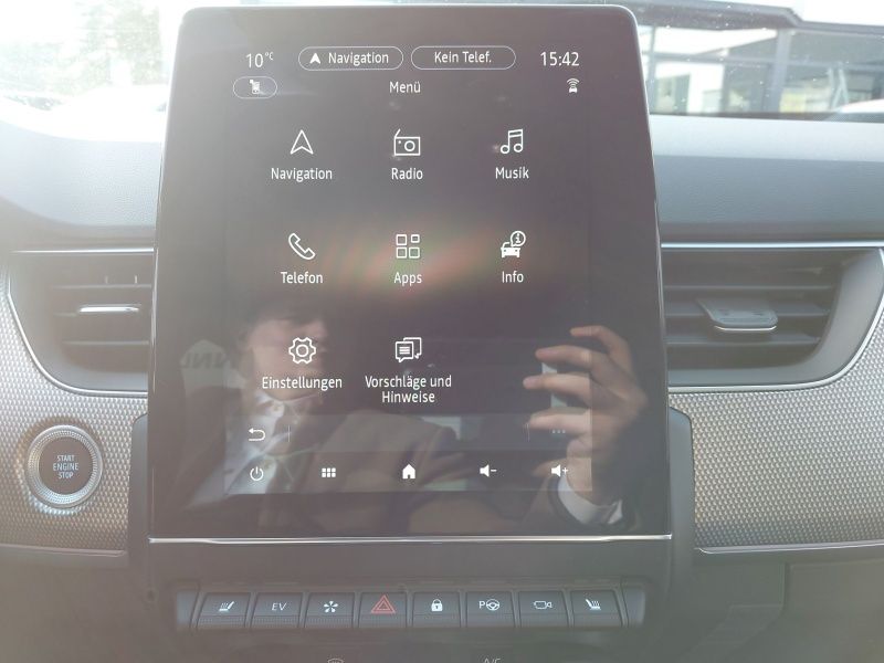 Renault ARKANA TECHNO E-Tech Full Hybrid - Samsaru's Car Outlet