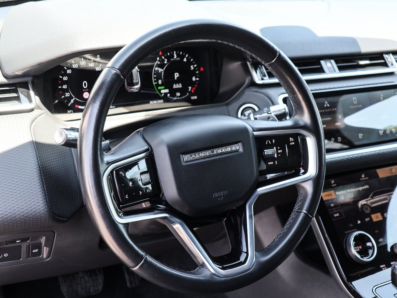 Range Rover Velar P400e Hybrid S - Samsaru's Car Outlet