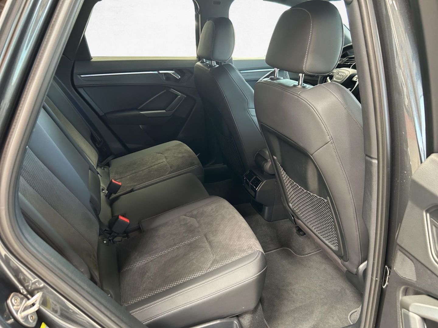 Audi Q3 40 TDI S-tronic S-line - Samsaru's Car Outlet