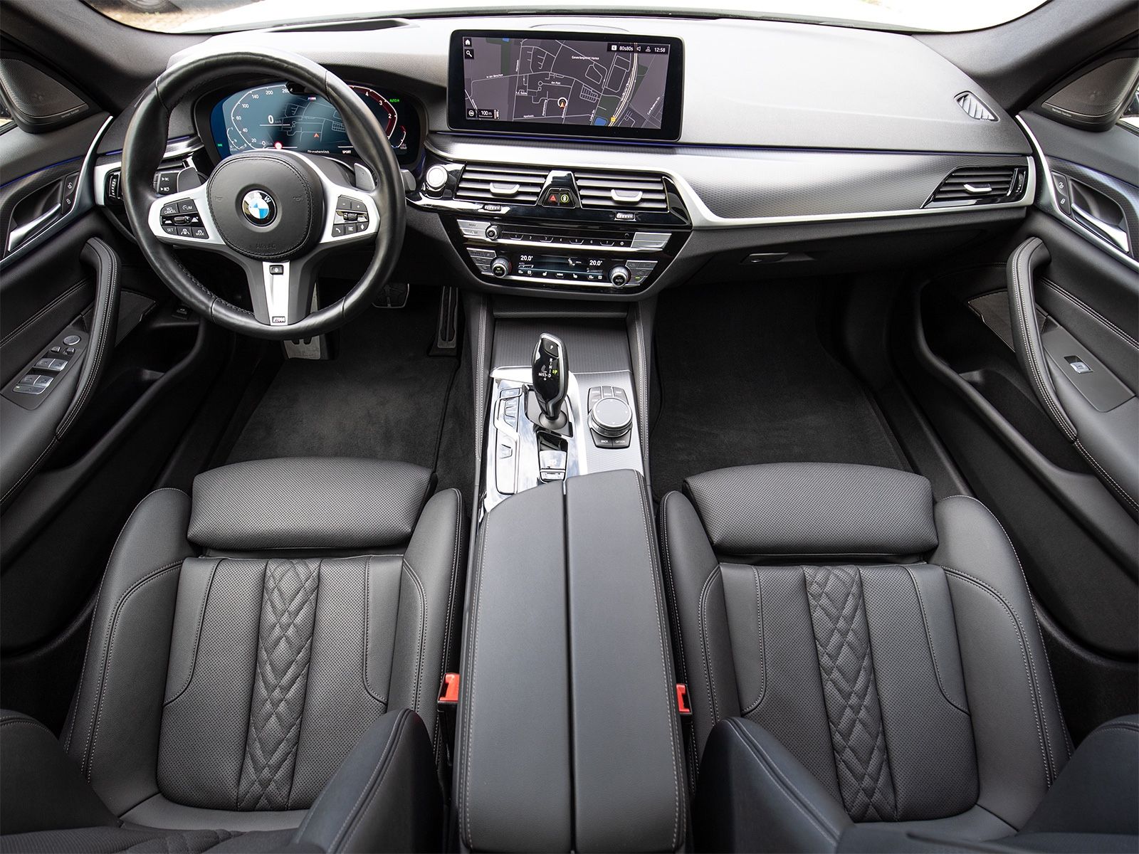 BMW 530d M-Sport H&K Laser HuD SoftCl.360°StandH.AHK