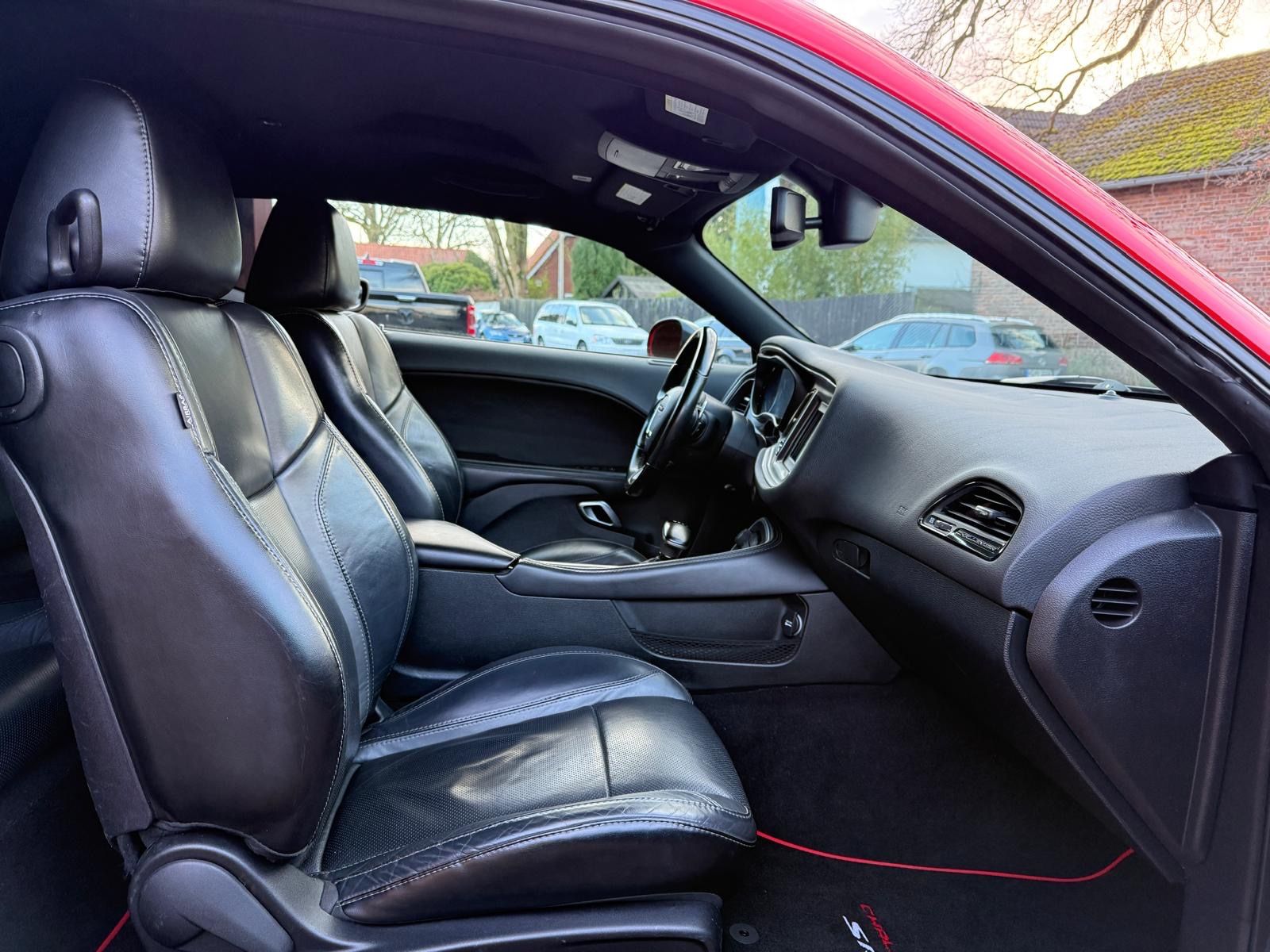 Dodge 5,7 V8*SRT KIT*LEDER*NAVI*KEYLESS*GARNTIE*SERVIC