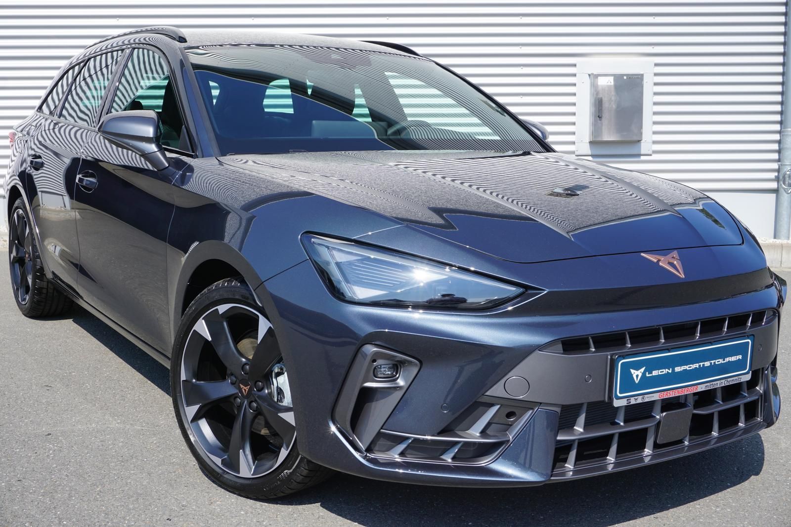 Cupra Leon Sportstourer 1.5 eTSI DSG - Samsaru's Car Outlet