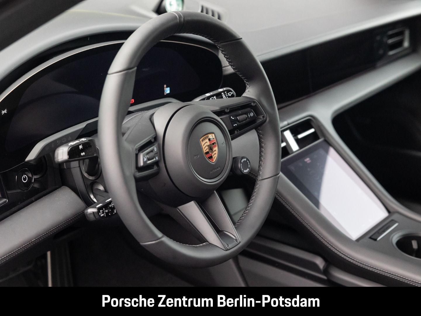 Porsche Taycan 4 Cross Turismo HD-Matrix InnoDrive 21-Zo