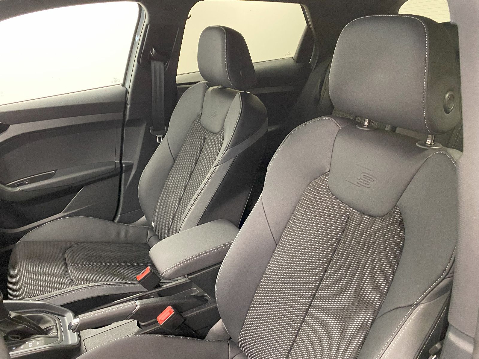 Audi A1 Sportback 35 TFSI 2xS line - Samsaru's Car Outlet