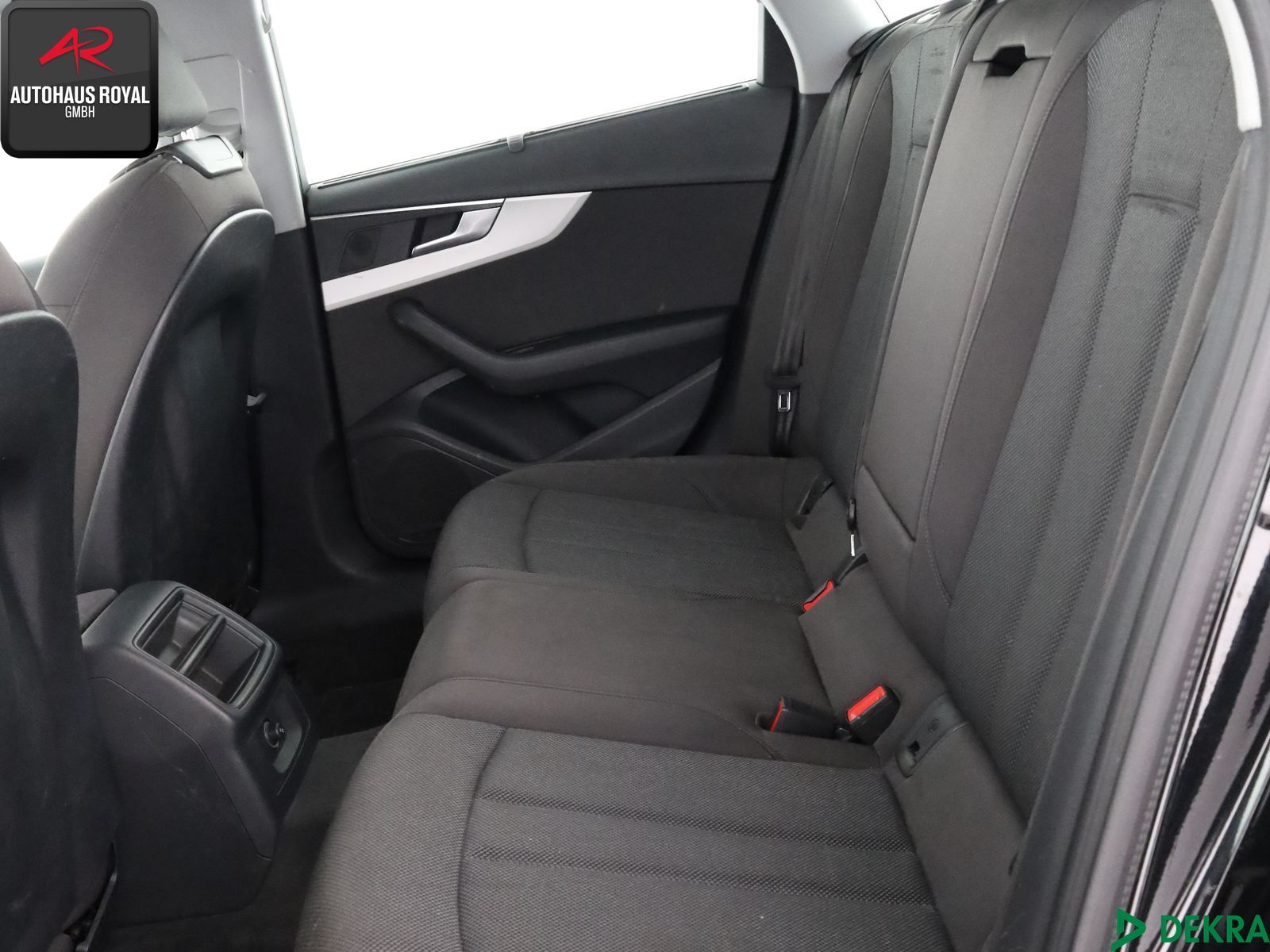 Audi A4 Avant 35 TDI S LINE - Samsaru's Car Outlet