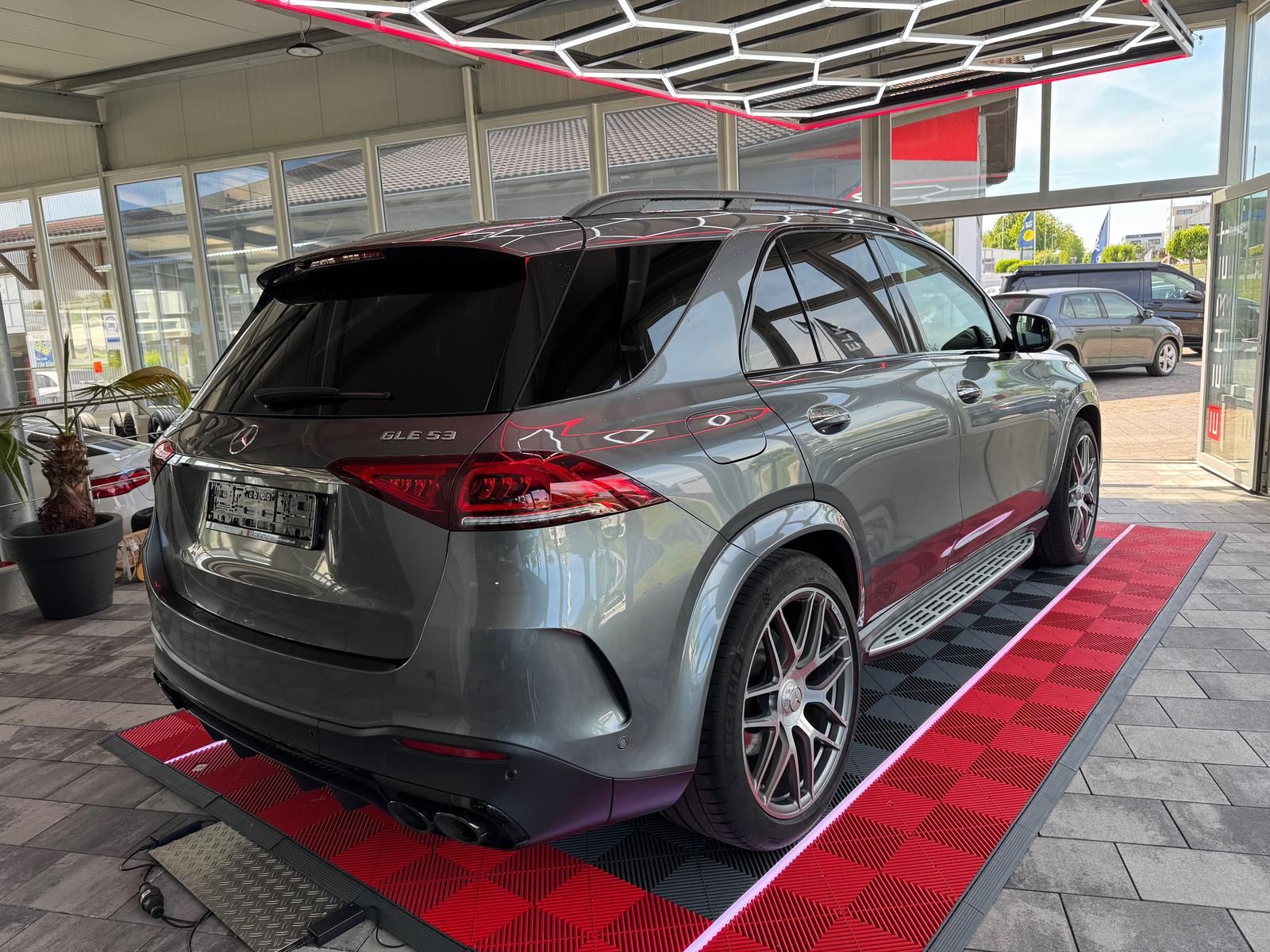 Mercedes-Benz GLE 53 AMG 4Matic+, Perfom., Burmester, Pano, Se