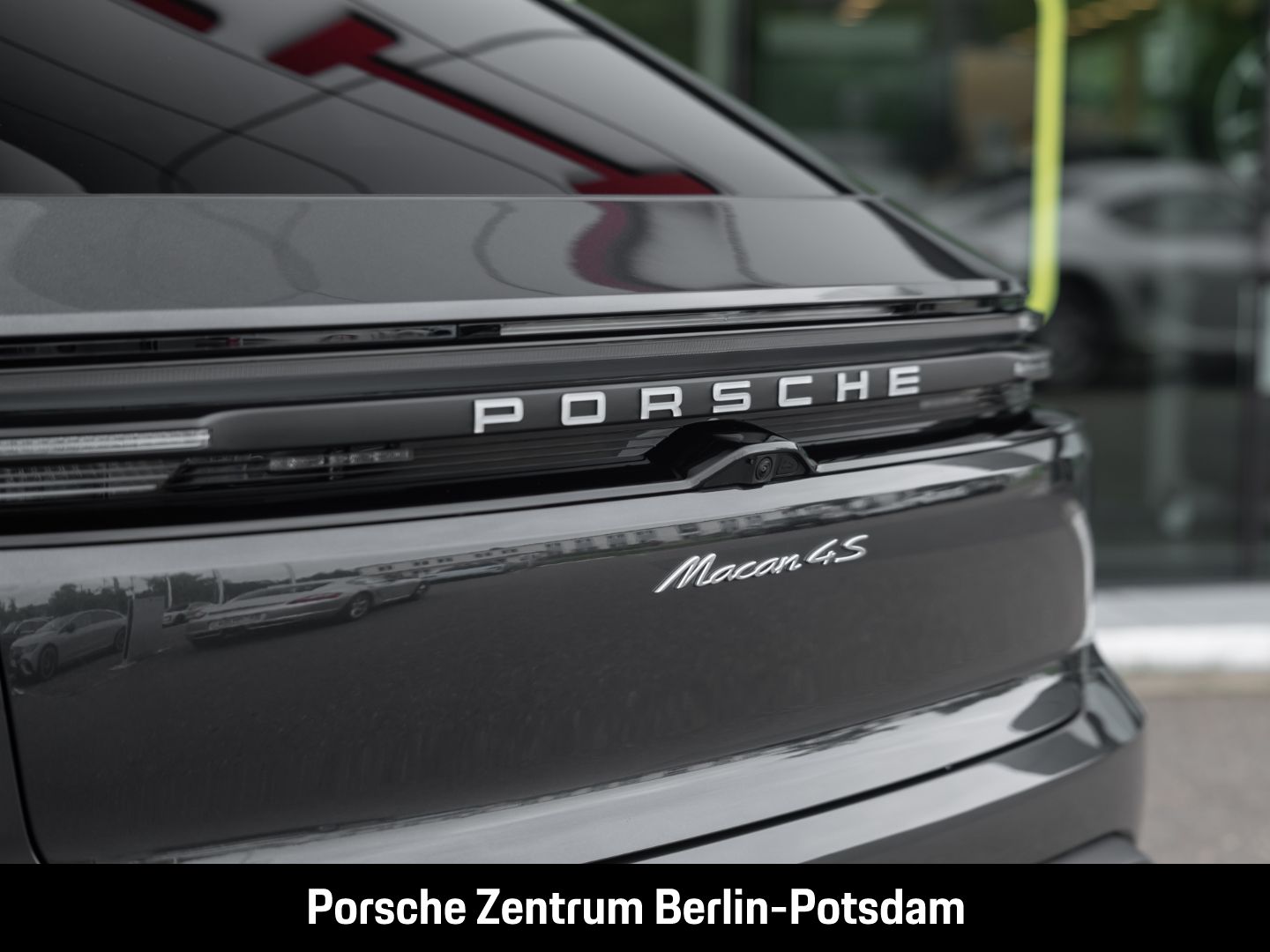Porsche Macan 4S Luftfederung Surround-View BOSE 20-Zoll