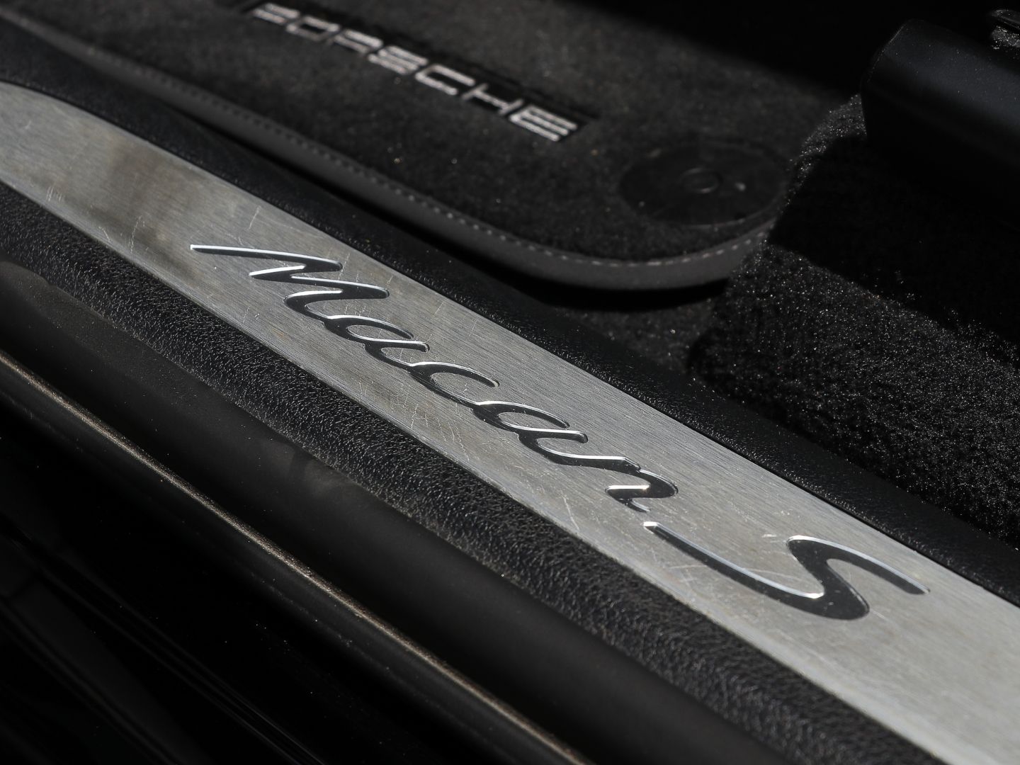 Porsche Macan S - Samsaru's Car Outlet