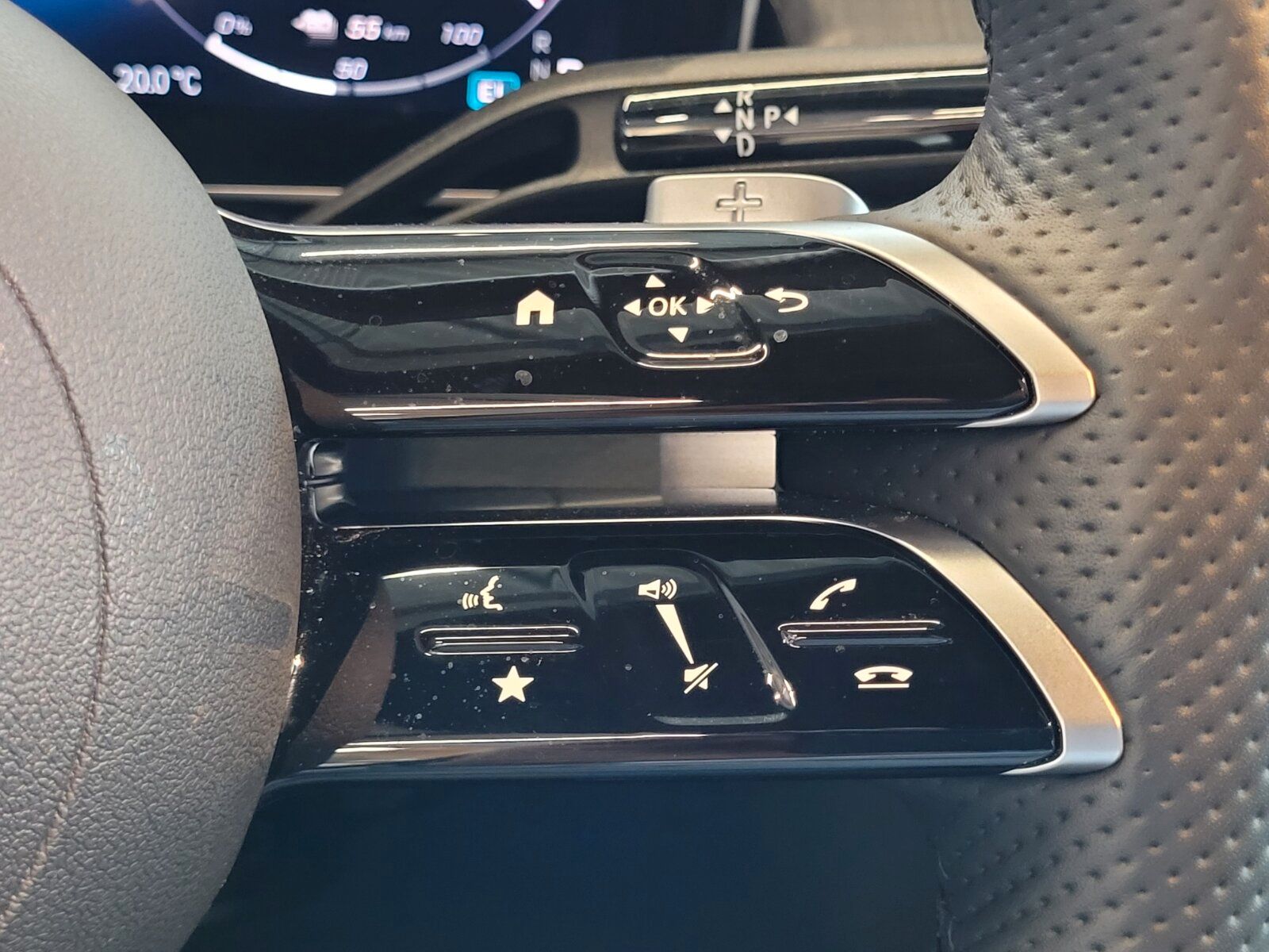 Mercedes-Benz GLC 300 e 4M Coupé AMG LINE - Samsaru's Car Outlet