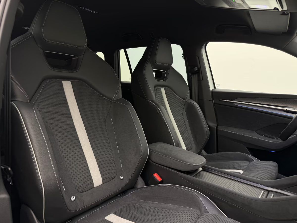 Skoda Kodiaq 2.0 TDI 4x4 Sportline +STDHZ+360+20"+AHK+
