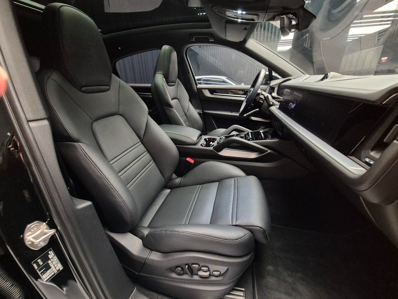 Porsche Cayenne Coupe E-Hybrid