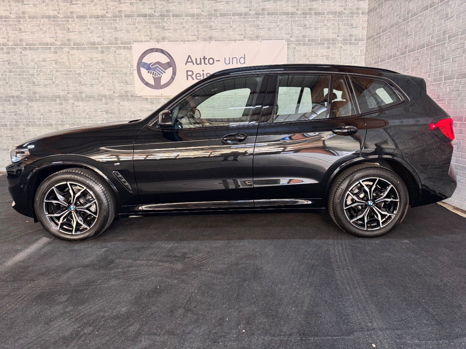 BMW X3 xDrive 20 d M Sport - Samsaru's Car Outlet