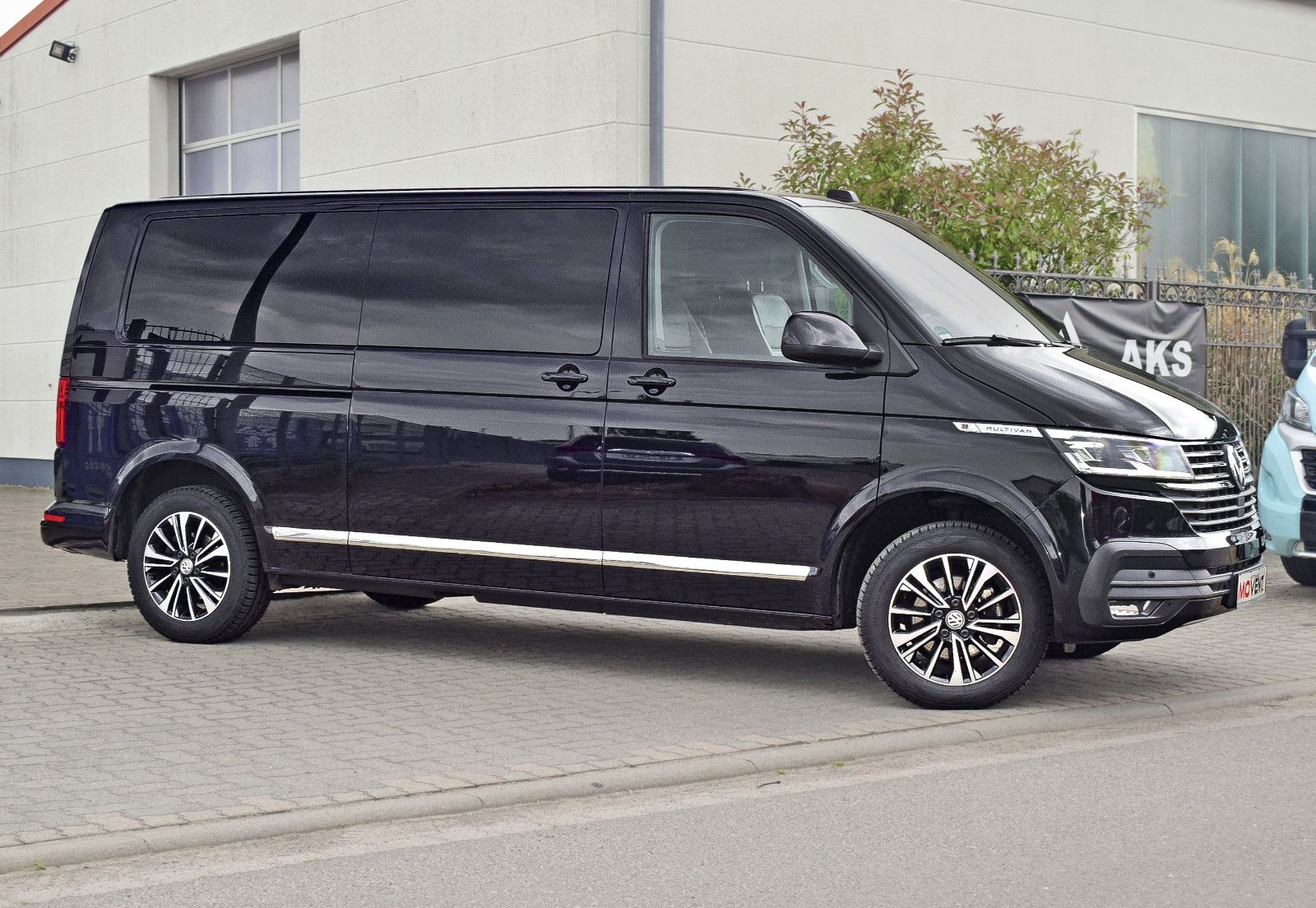 Volkswagen VW T6.1 Multivan - Samsaru's Car Outlet
