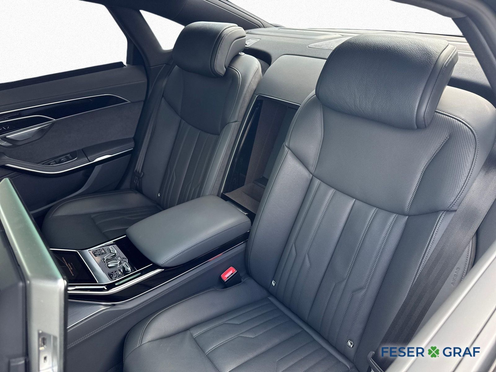 Audi A8 Lang 50 TDI qu. S-LINE - Samsaru's Car Outlet