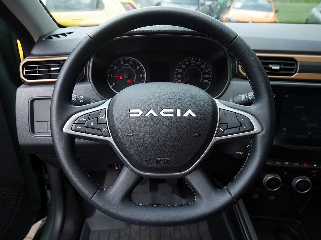 Dacia Duster Extreme TCe 150 4WD - Samsaru's Car Outlet