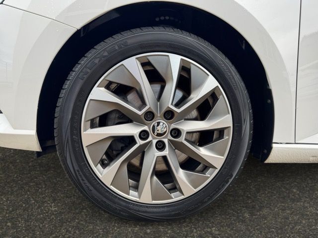 Skoda Fabia Combi 1.0 TSI DSG Best of - Samsaru's Car Outlet