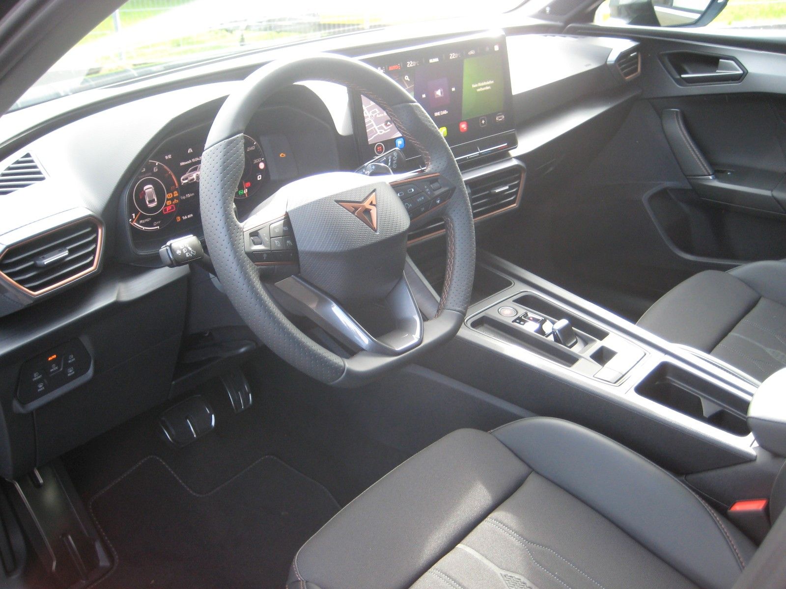 Cupra Leon Sportstourer 1.5 eTSI 110kW - Samsaru's Car Outlet