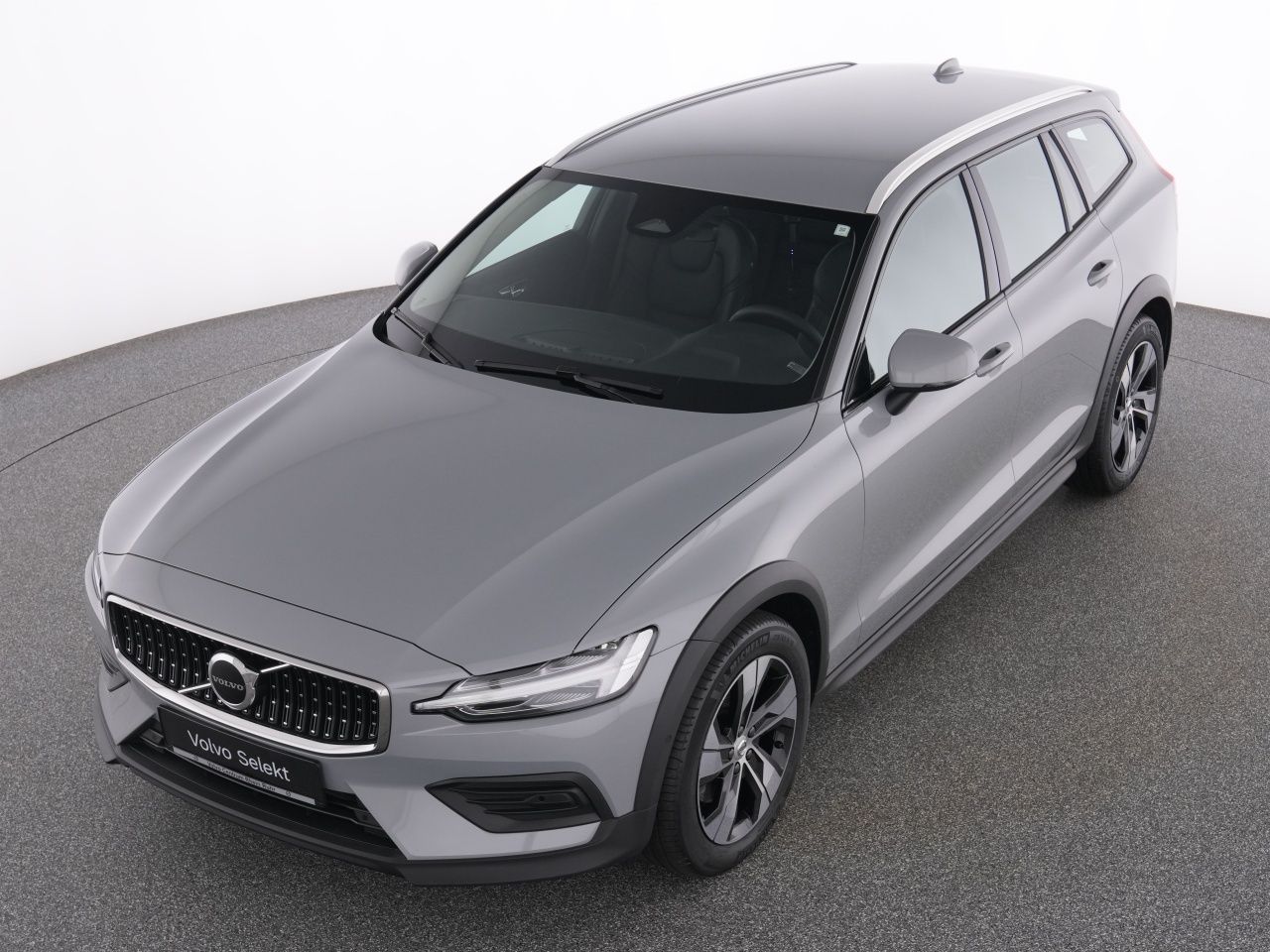Volvo V60 Cross Country B4 AWD Plus+WINTERPAK+RFK+