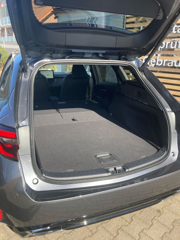 Toyota Corolla 1.8 Hybrid Touring Sports Teamplayer