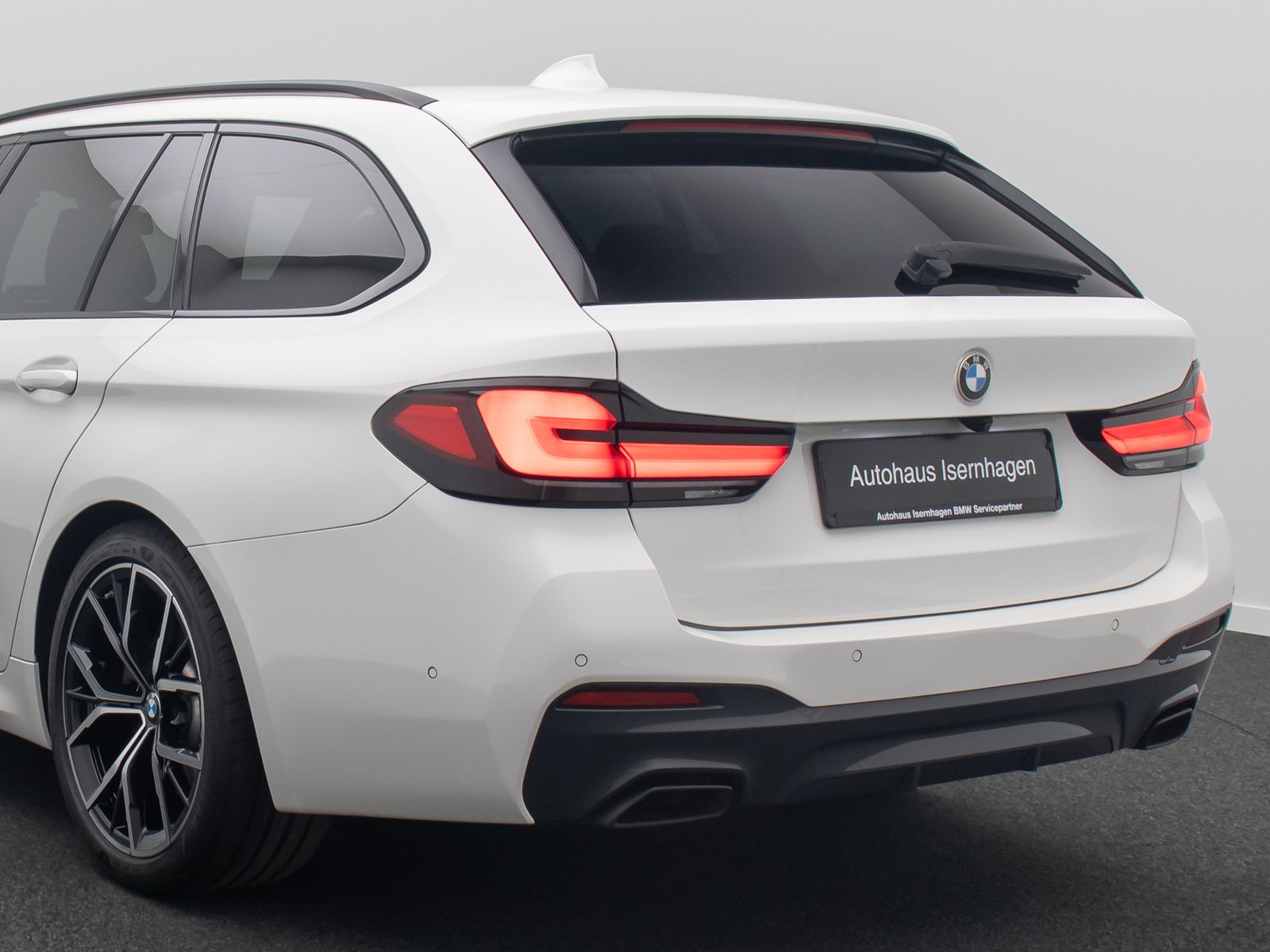 BMW 530d xD M Sport DAB Laser 360°HUD 4xKlima 19Zoll