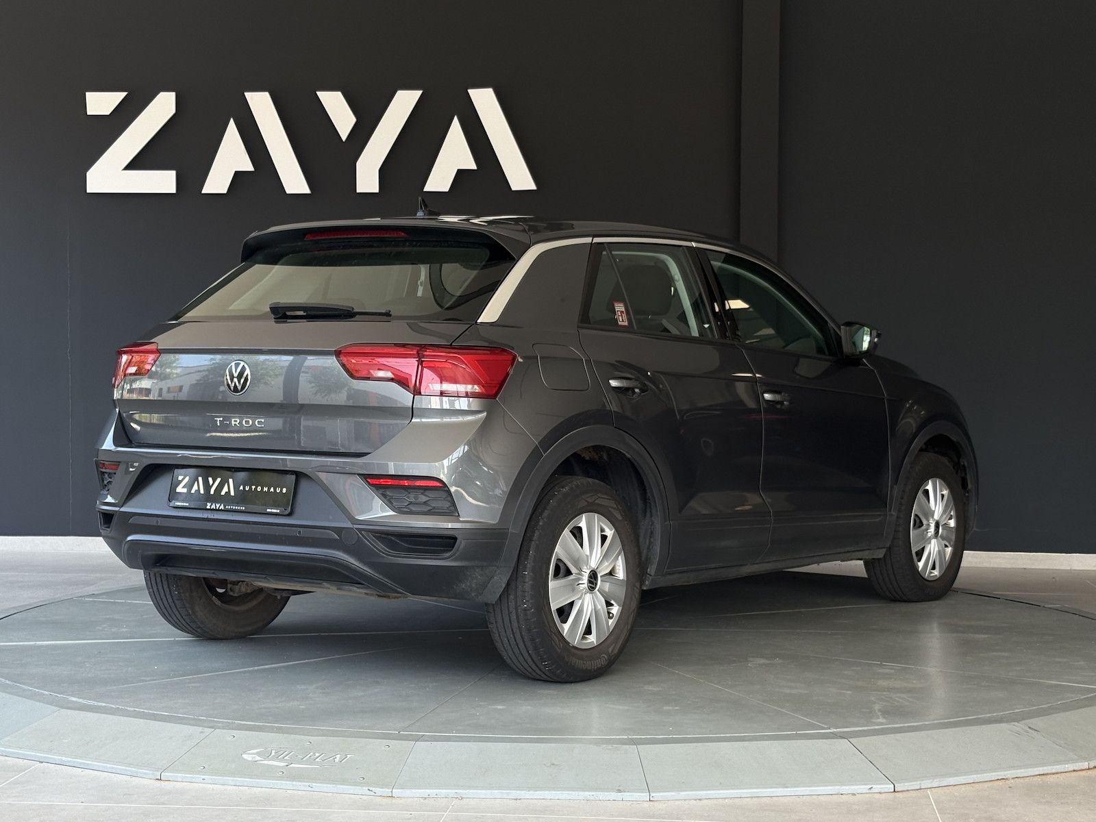 Volkswagen T-Roc 2.0 TDI - Samsaru's Car Outlet
