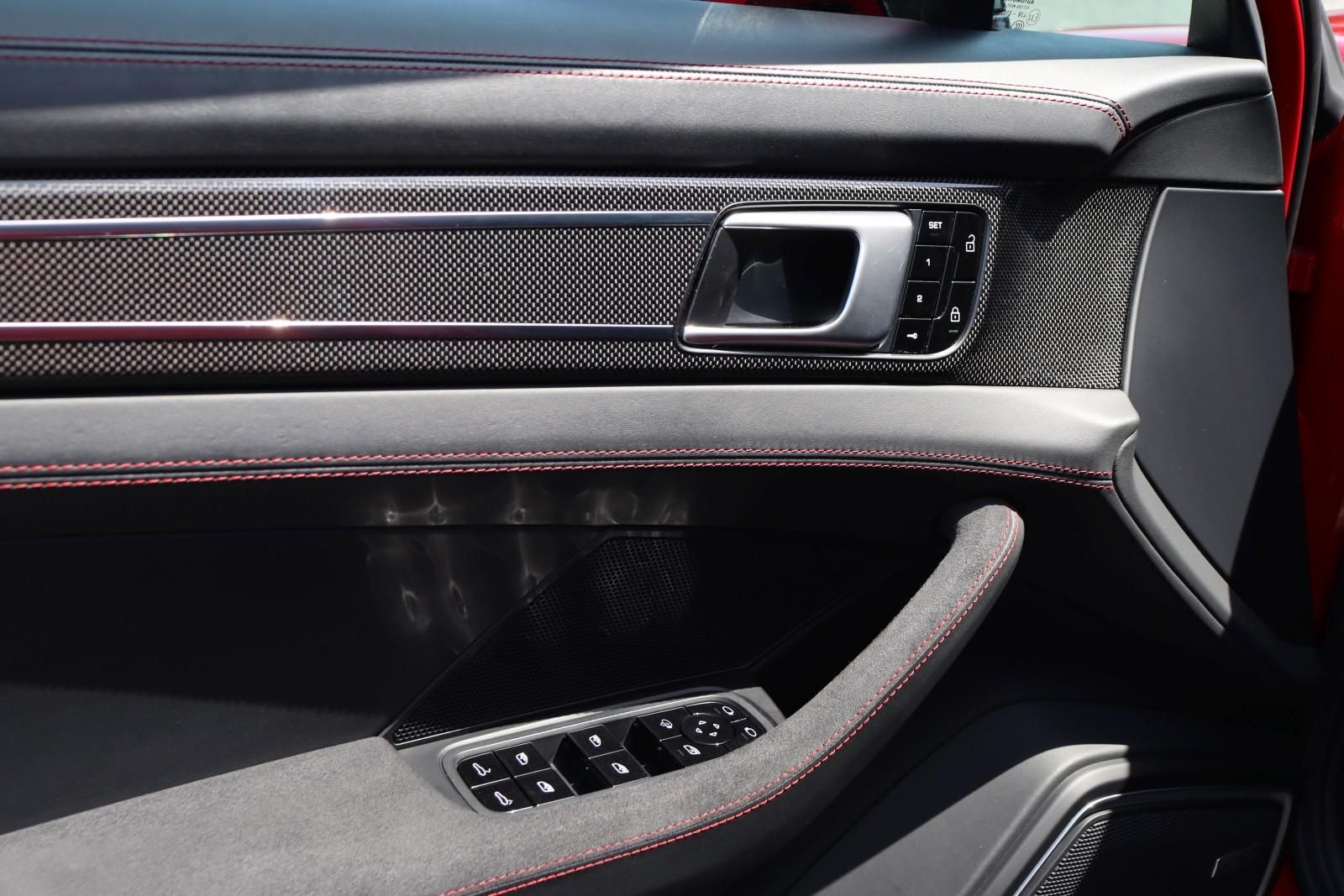 Porsche Panamera GTS Sport Turismo +SPORT-DESIGN+STANDHE
