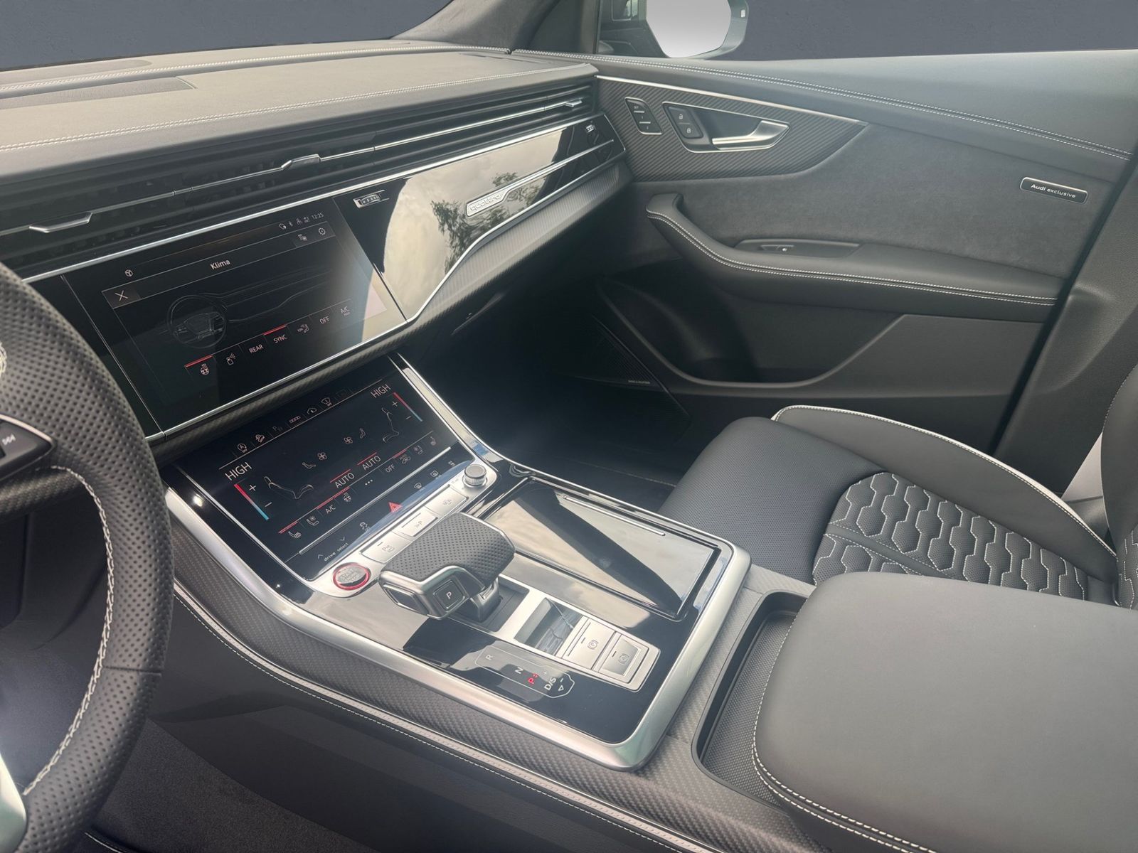 Audi RS Q8 LASER RS-AGA Pano STHZG B&O-adv. exclusive