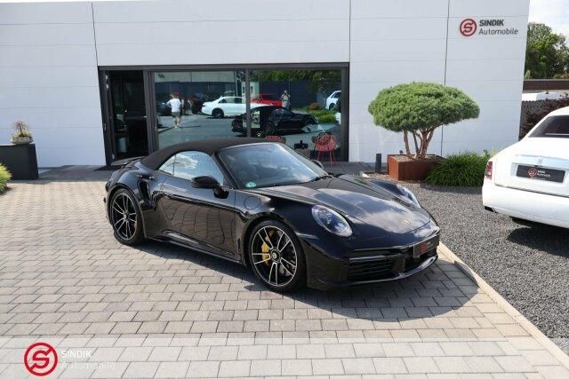 Porsche 992 - 911 Carrera 3.8 Turbo S cabrio BURMESTER