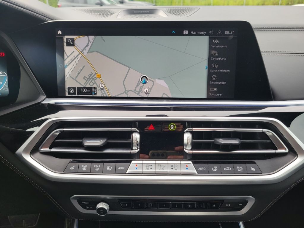 BMW X5 xDr45e M-Sport HUD AHK Panorama Navi Leder