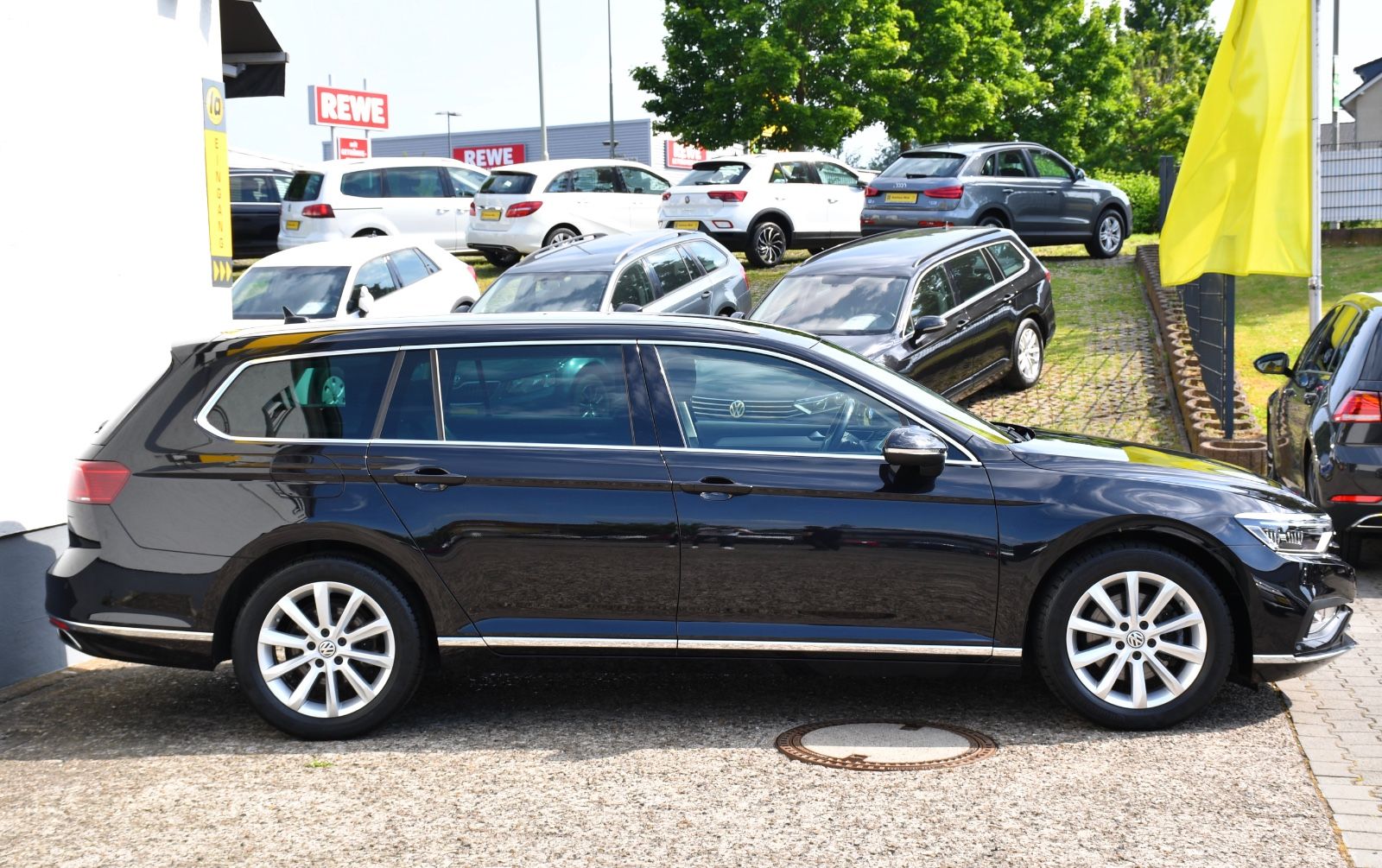 Volkswagen Passat Var Elegance - Samsaru's Car Outlet
