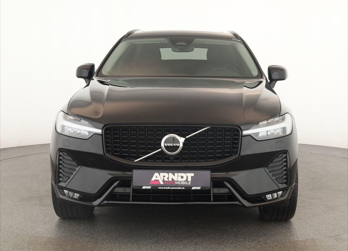 Volvo XC60 B4 AWD Plus Dark LED Pano ACC Kam 21" AHK