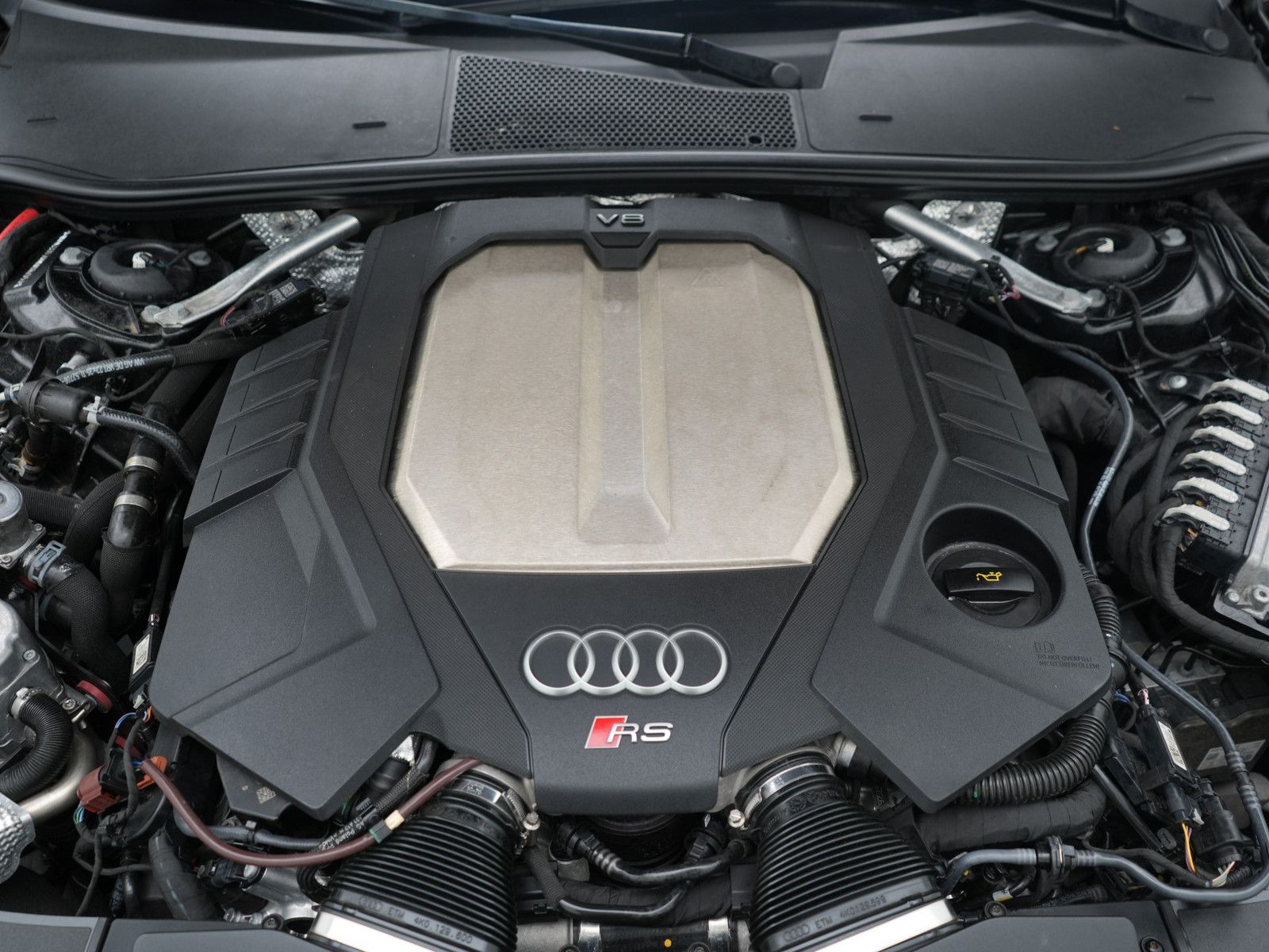 Audi RS6 ALLRADLENKUNG DYNAMIK-PLUS HUD MEMORY ACC