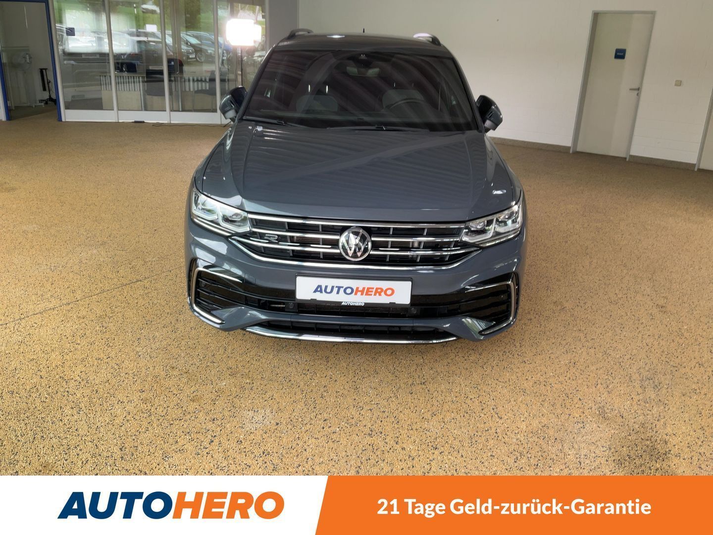 Volkswagen Tiguan 2.0 TDI R-Line 4Motion - Samsaru's Car Outlet