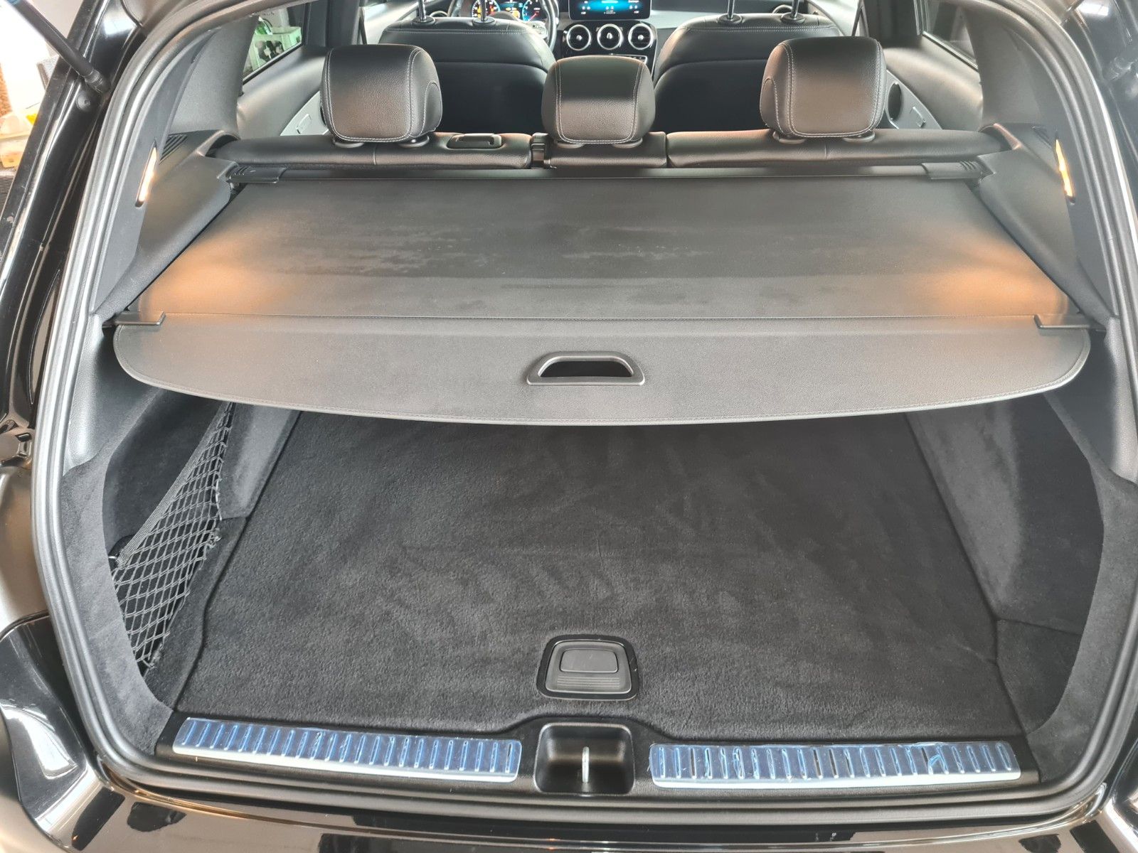 Mercedes-Benz GLC 200 4M AMG Night - Samsaru's Car Outlet