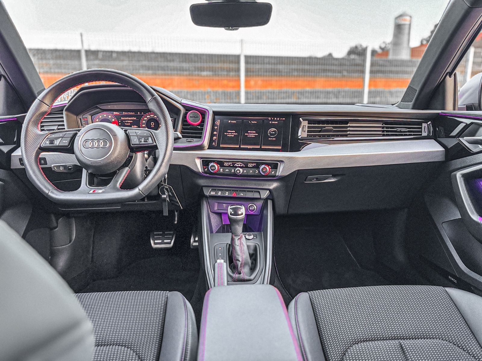 Audi A1 Sportback 40 TFSI S line - Samsaru's Car Outlet