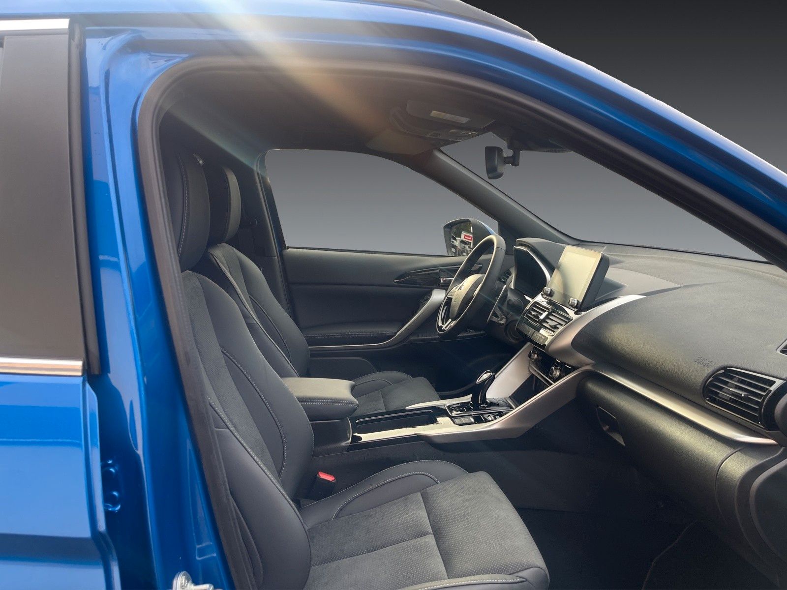 Mitsubishi Eclipse Cross Plus Select Hybrid 4WD