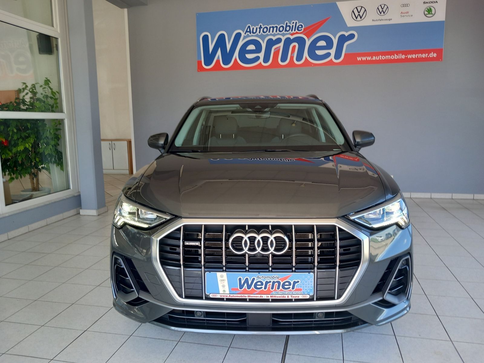 Audi Q3 S line 40 TDI quattro - Samsaru's Car Outlet